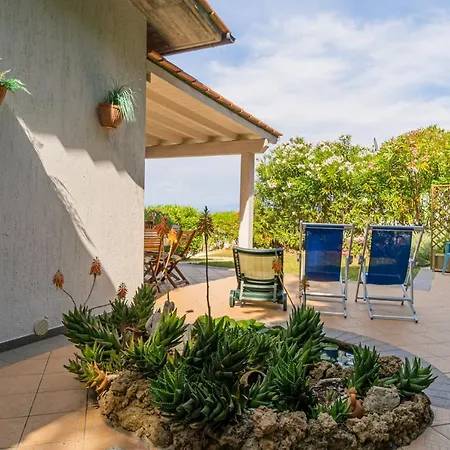 Da 4 Fino A 5 Persone Giardino Lägenhet